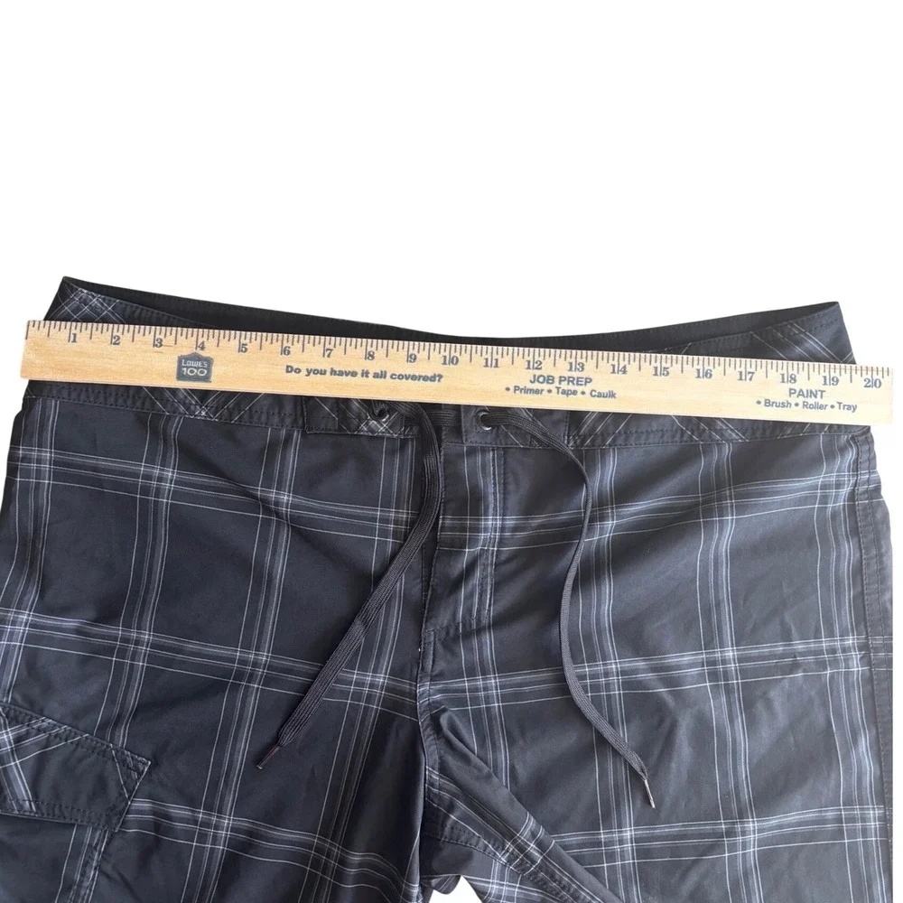 Mossimo Supply Co Mens Plaid Board Shorts Black White Swim Trunks Size 38